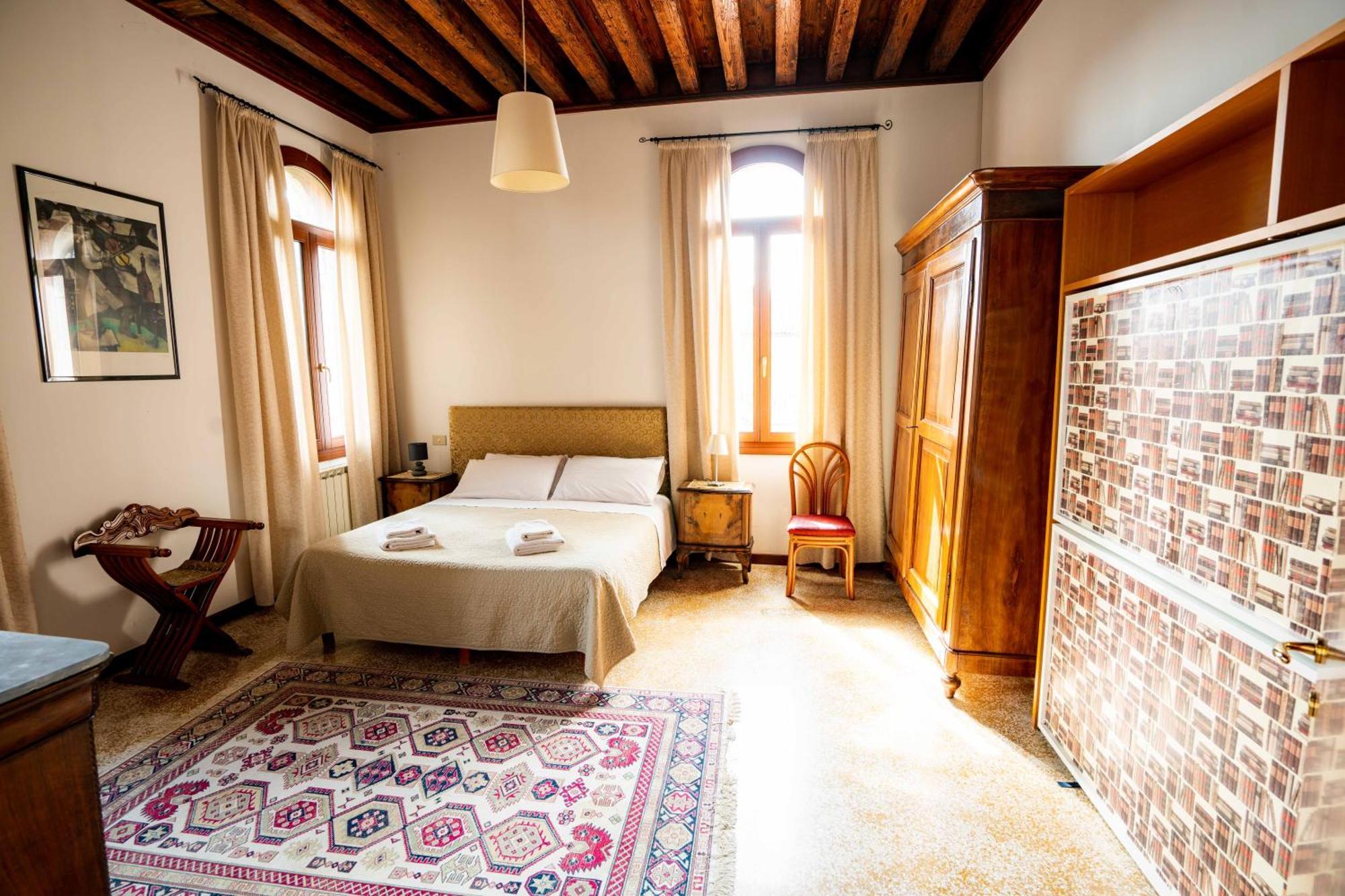 San Trovaso Apartment Venice Exterior photo