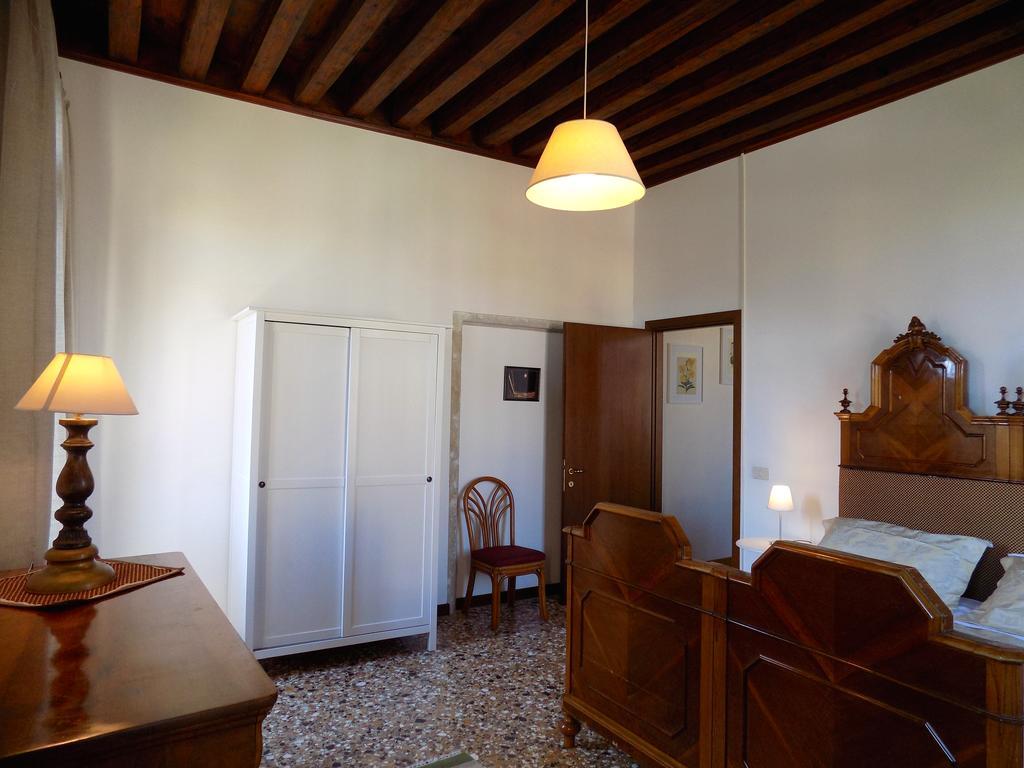 San Trovaso Apartment Venice Exterior photo