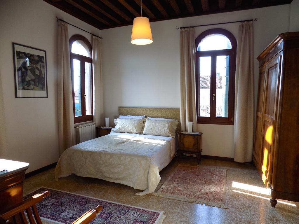 San Trovaso Apartment Venice Exterior photo